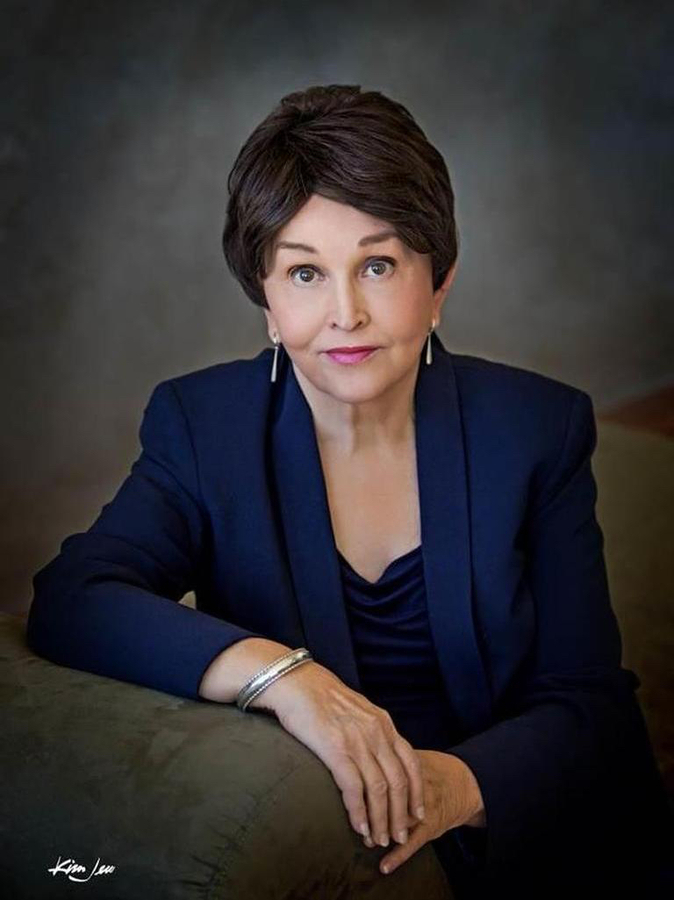 Suzanne Kinney